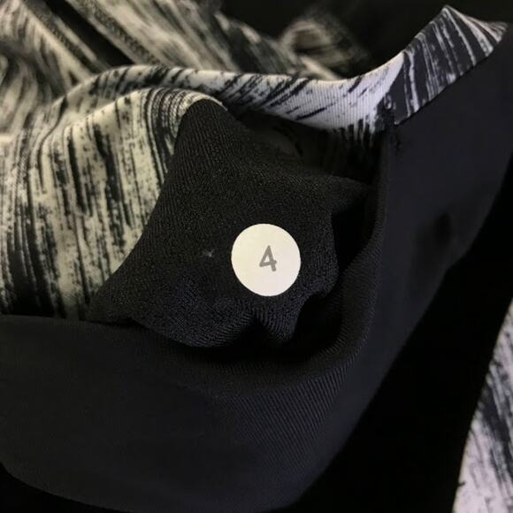 Lululemon Hot To Street Pants 4 Sweat Wicking Mesh Pull On Pocket Leggings - Picture 4 of 4